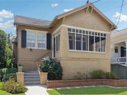 UPTOWN  *  5528 PITT STREET * NOLA  70115