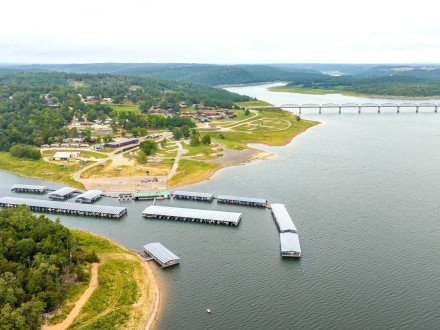 509 L.B. Cook Memorial, Theodosia, MO 65761