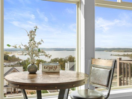 200 Majestic, Branson, MO 65616