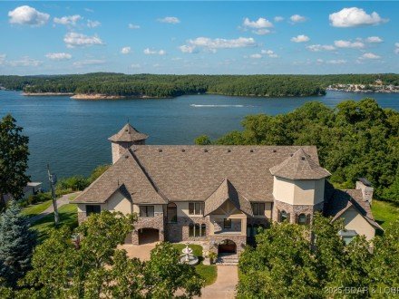 5211 Dude Ranch, Osage Beach, MO 65065