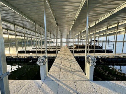 162 Caboose, Lampe, MO 65681