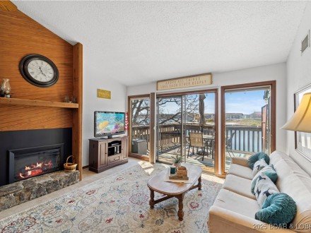 150 Southwood Shores, Four Seasons, MO 65049