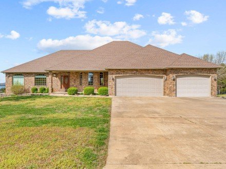 181 Merlot, Lampe, MO 65681