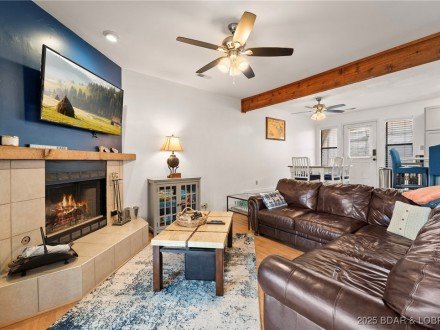 70 Ravenwood, Lake Ozark, MO 65049