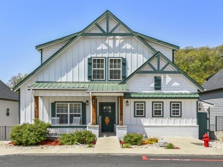 330 Lakefront, Branson, MO 65616