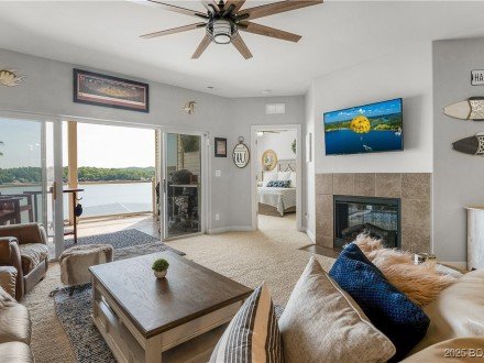 186 Sunset Palms, Camdenton, MO 65020