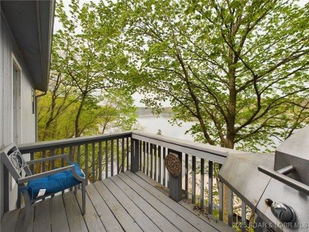 24930 Leona, Versailles, MO 65084