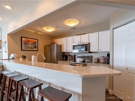 214 Emerald Bay, Lake Ozark, MO 65049