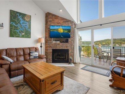 316 Cedar Heights, Camdenton, MO 65020