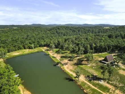 84 County Road 104, Gainesville, MO 65655