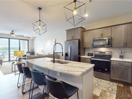 1065 Topsider, Osage Beach, MO 65065