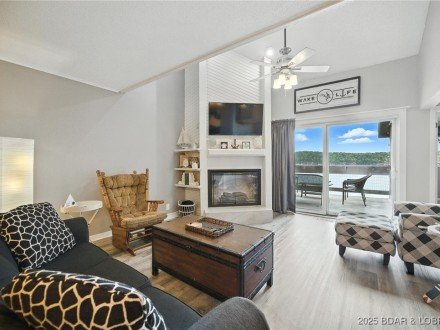 5940 Baydy Peak, Osage Beach, MO 65065