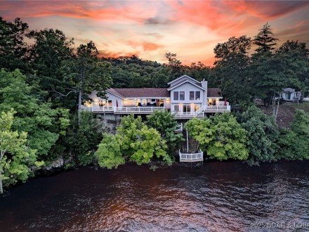 269 Cliff, Sunrise Beach, MO 65079