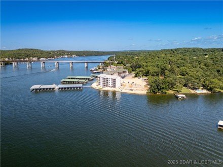 290 Plaza Beach, Camdenton, MO 65020