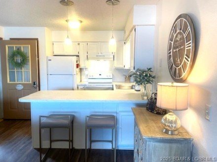 22 Wrenwood, Lake Ozark, MO 65049