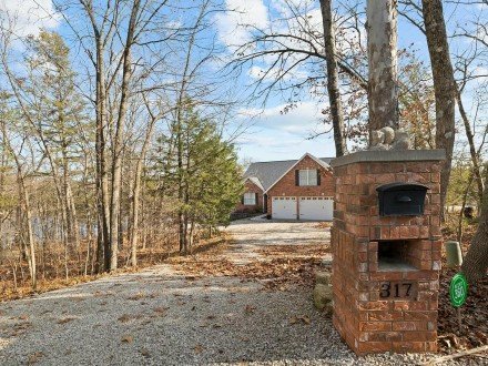 317 Scenic, Hollister, MO 65672