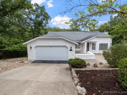 192 Royal Point, Lake Ozark, MO 65049