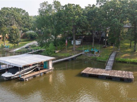 28735 Mistletoe, Warsaw, MO 65355