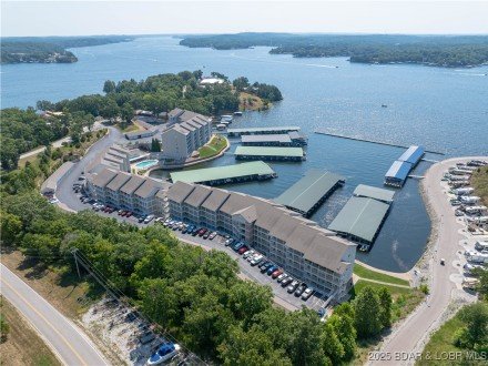 18132 Millstone Cove, Gravois Mills, MO 65037