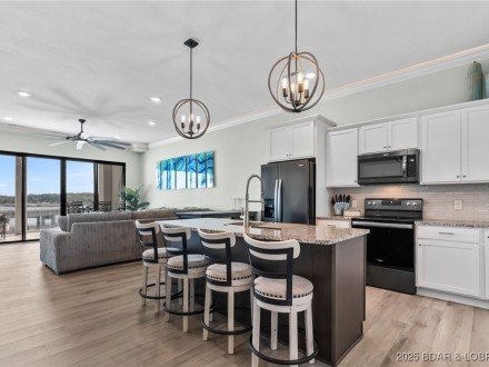 1065 Topsider, Osage Beach, MO 65065