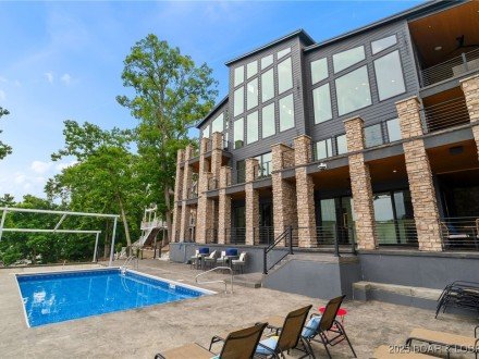 971 Country Club, Lake Ozark, MO 65049