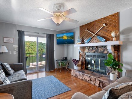 20 Wheel House, Lake Ozark, MO 65049