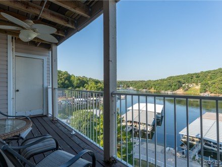 20 Wheel House, Lake Ozark, MO 65049
