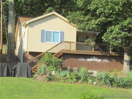 1585 LICK CREEK, Edwards, MO 65326