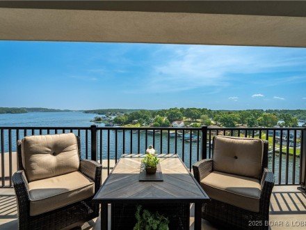 166 Captiva, Sunrise Beach, MO 65079