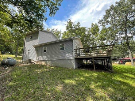 1589 Robin Hood, Roach, MO 65787