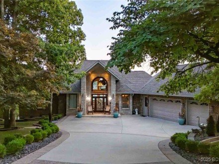 387 Stonebridge, Sunrise Beach, MO 65079