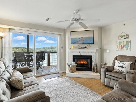 222 Park Place, Kaiser, MO 65047