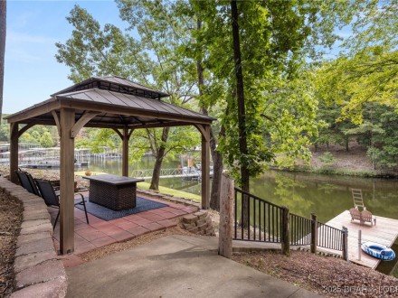 228 East Lake, Sunrise Beach, MO 65079