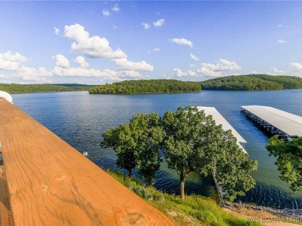 601 Park Place, Kaiser, MO 65047