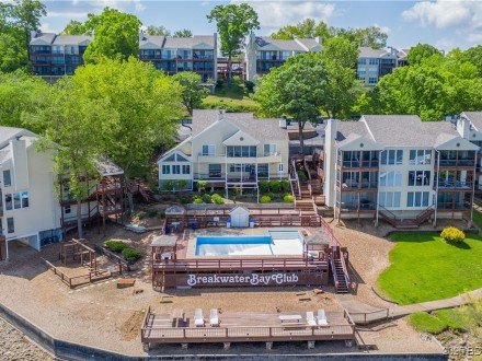 6005 Baydy Peak, Osage Beach, MO 65065