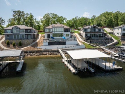 27 Damsel, Lake Ozark, MO 65049