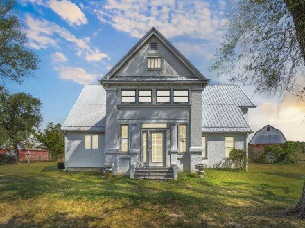 16311 Sunburst Road, Lebanon, MO 65536