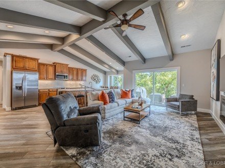 320 Waters Edge Dr 3B, Lake Ozark, MO 65049