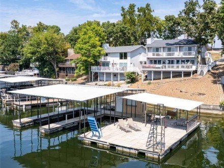 48 Teak Village, Lake Ozark, MO 65049