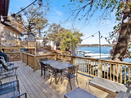 831 Lucy, Lake Ozark, MO 65049