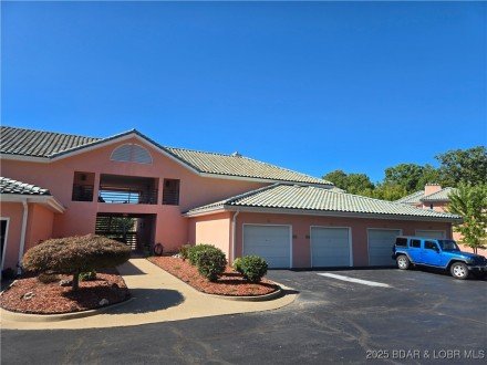 342 North Port, Lake Ozark, MO 65049