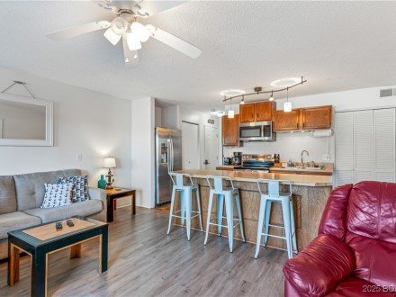 45 Southwood Shores, Lake Ozark, MO 65049