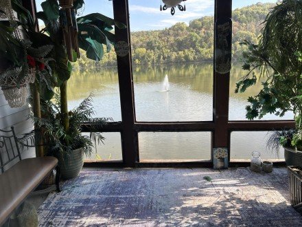 2529 State Hwy 176, Rockaway Beach, MO 65740