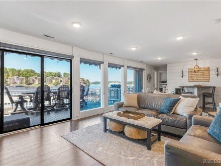 59 Ginger, Lake Ozark, MO 65049