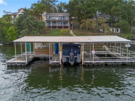 5744 Baydy Peak, Osage Beach, MO 65065