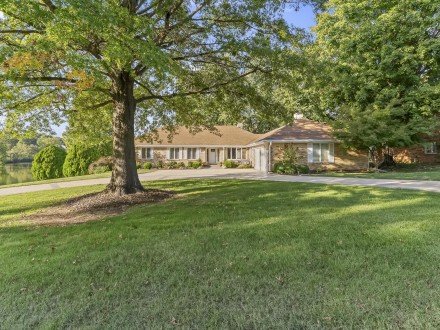 2747 Rocklyn, Springfield, MO 65804