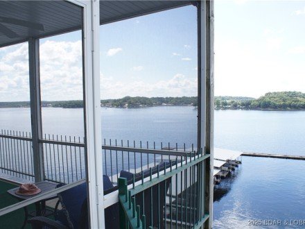 807 Harbour Towne, Lake Ozark, MO 65049
