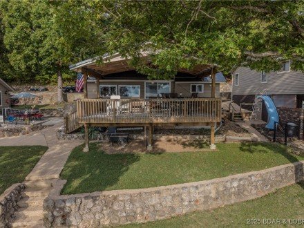 15 Knotty Pine, Camdenton, MO 65020