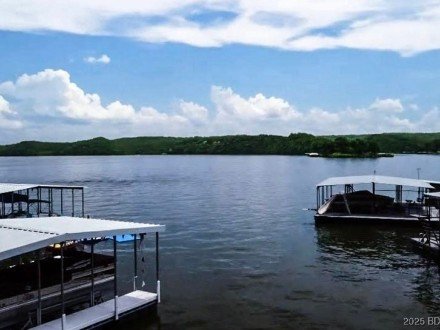 1508 Red Fox, Climax Springs, MO 65324