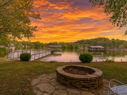 183 Cottage, Camdenton, MO 65020